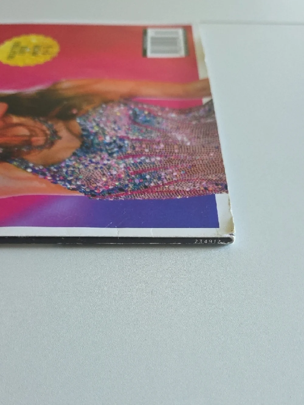 (J67) Taylor Swift Pink & Gold Eras Tour Magazine